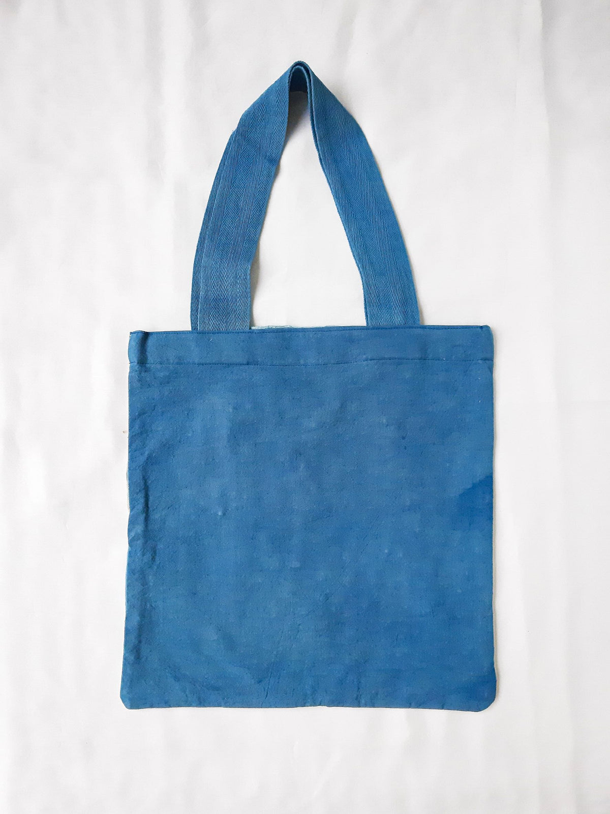 JELUJUR DAUR - Plant-Dyed Upcycled Tote | Sky