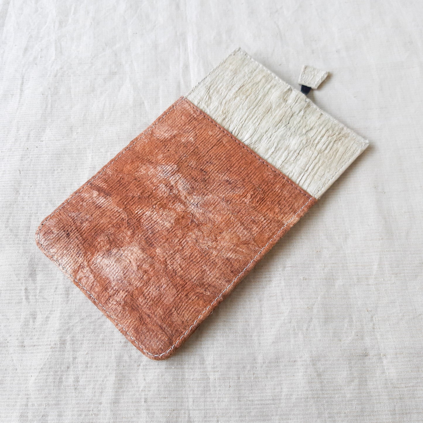 RANTA Coral Béa - Barkcloth Phone Pouch