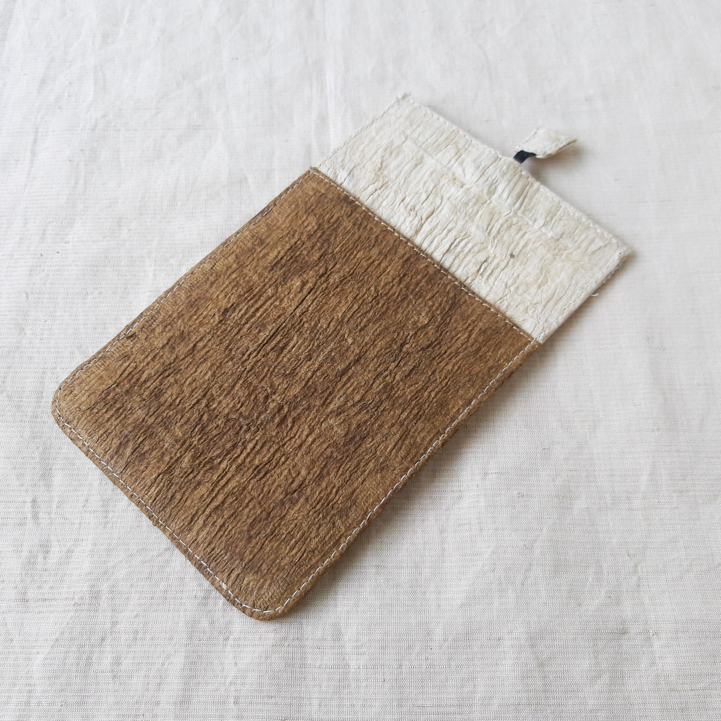 RANTA Olive Béa - Barkcloth Phone Pouch