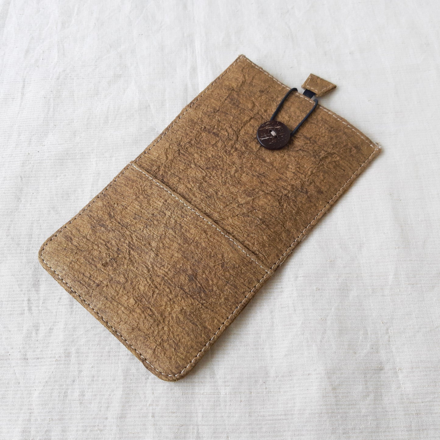 RANTA Olive - Barkcloth Phone Pouch